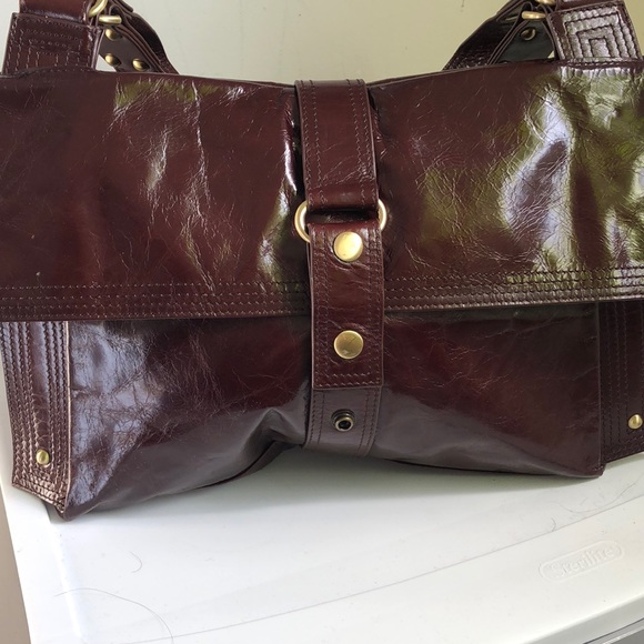 Della Shoulder Bag - Picture 4 of 13